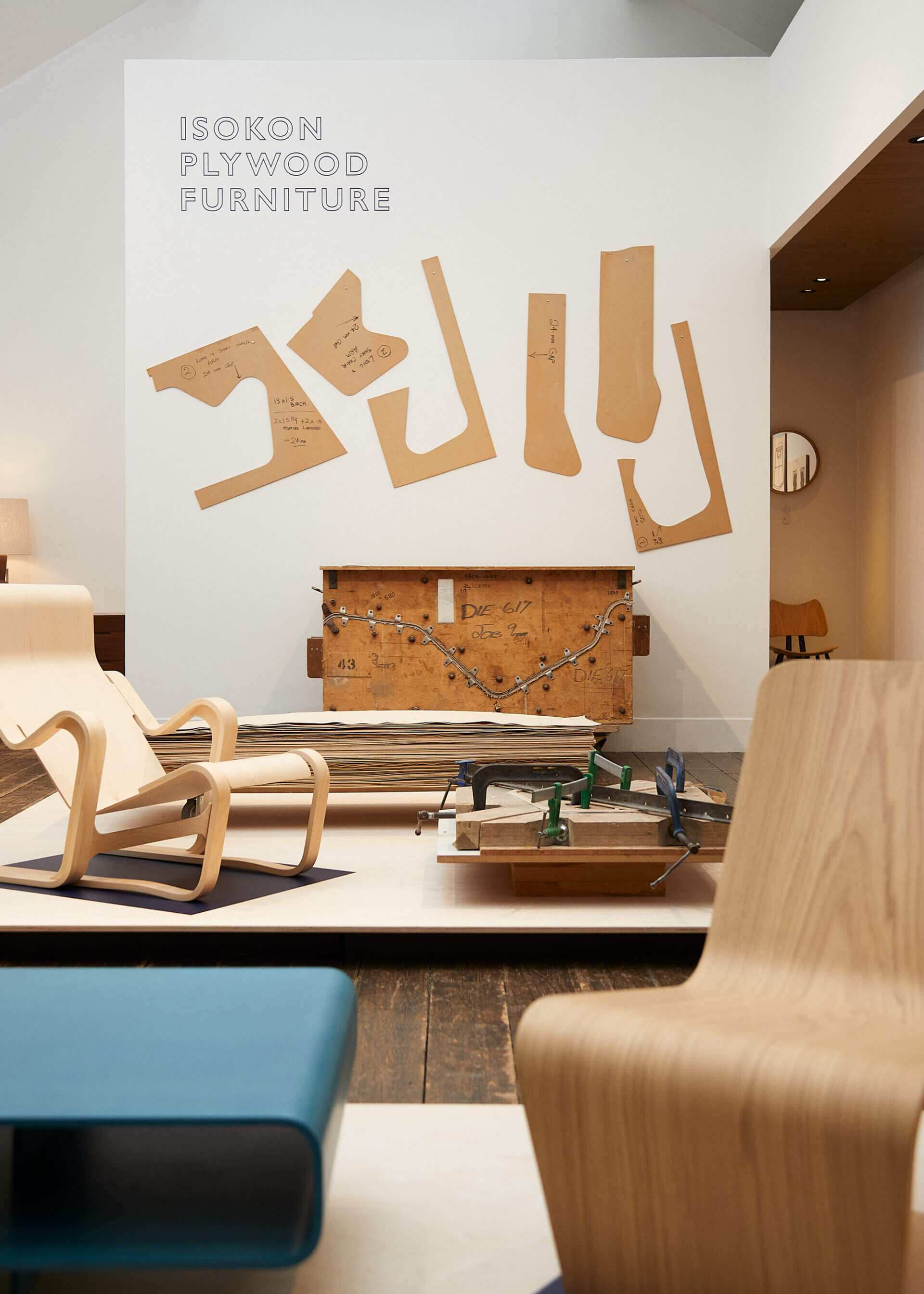 Margaret Howell Exhibition Design Isokon Furniture 04